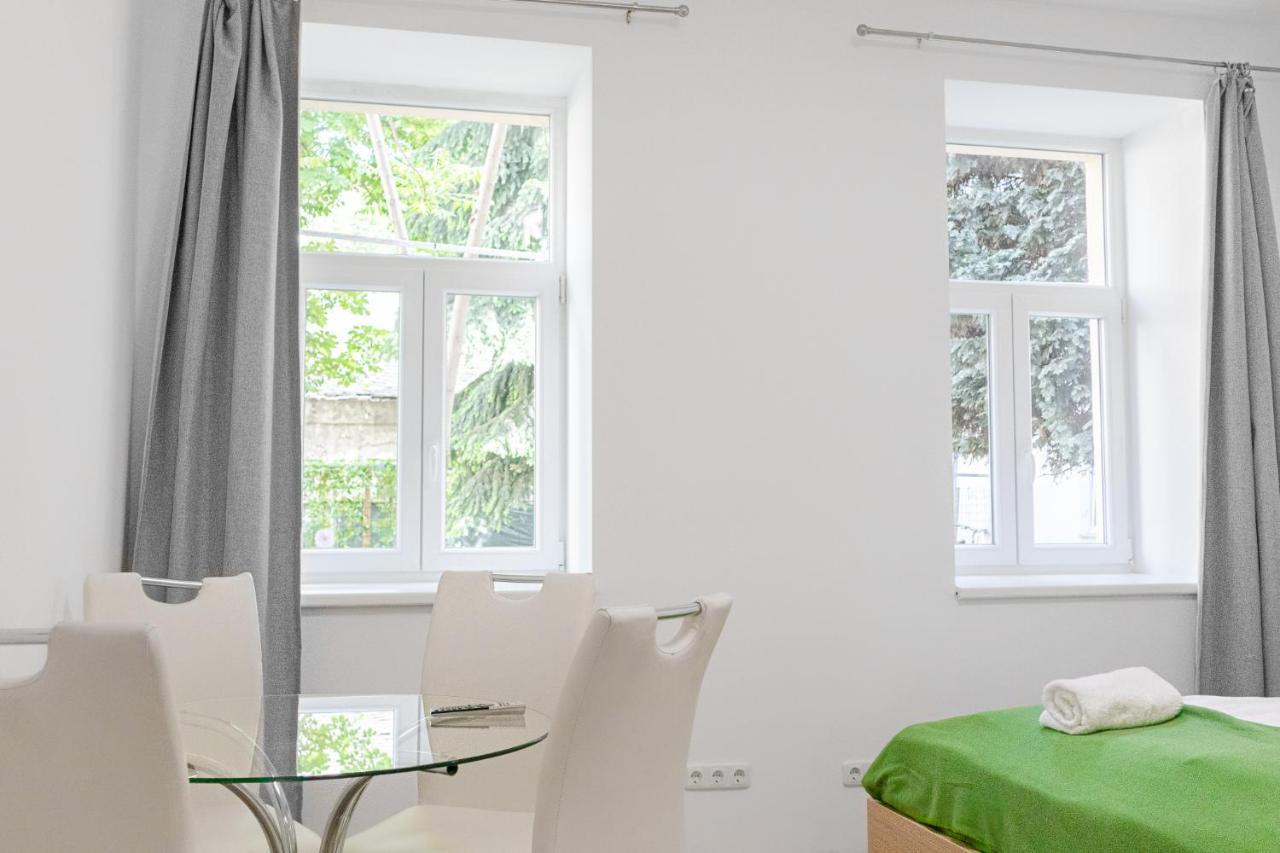 Delightful 2Br Shared Apartment - Ideal For Longstays เวียนนา ภายนอก รูปภาพ